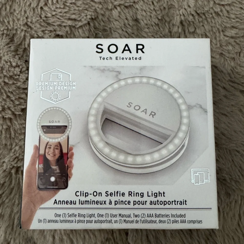 SOAR Clip-On Selfie Ring Light